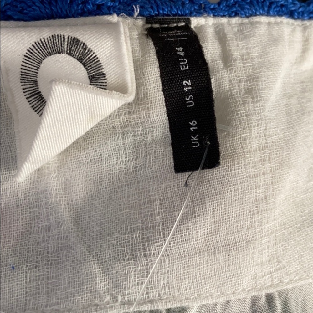 Anthropologie Akemi + Kin embroidered  top - Picture 8 of 11